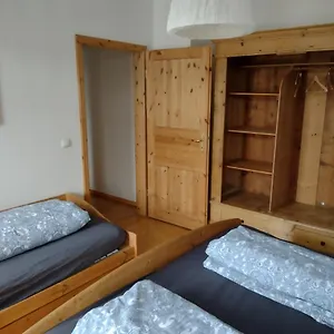 4 Raumwohnung 2 Km Vom Hauptbahnhof Entfernt Apartment Leipzig